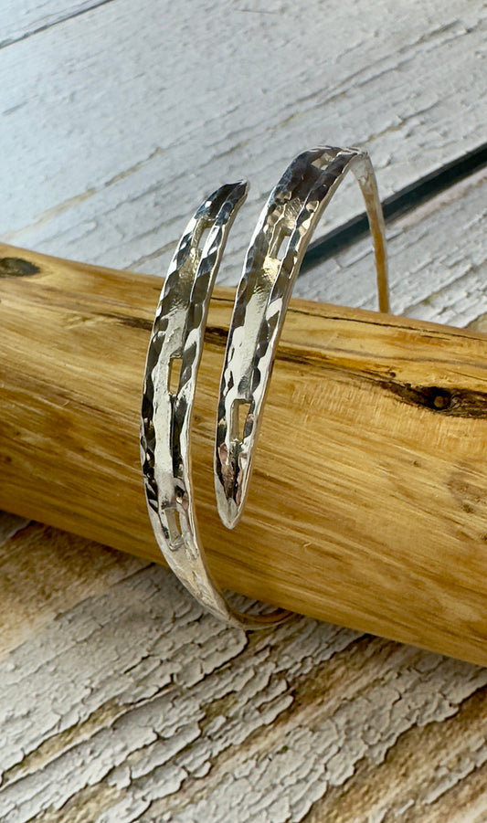 Hand‑Forged Horseshoe Bangle | Sterling Silver Equestrian Bracelet